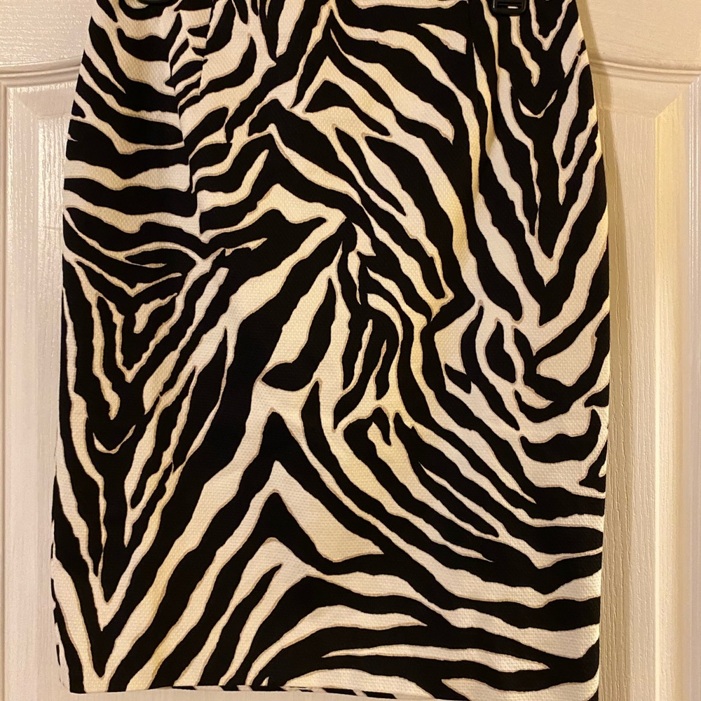 WHBM zebra print pencil skirt in size 2